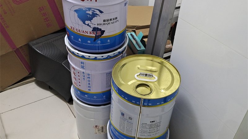 环氧地坪漆中涂砂浆施工方法